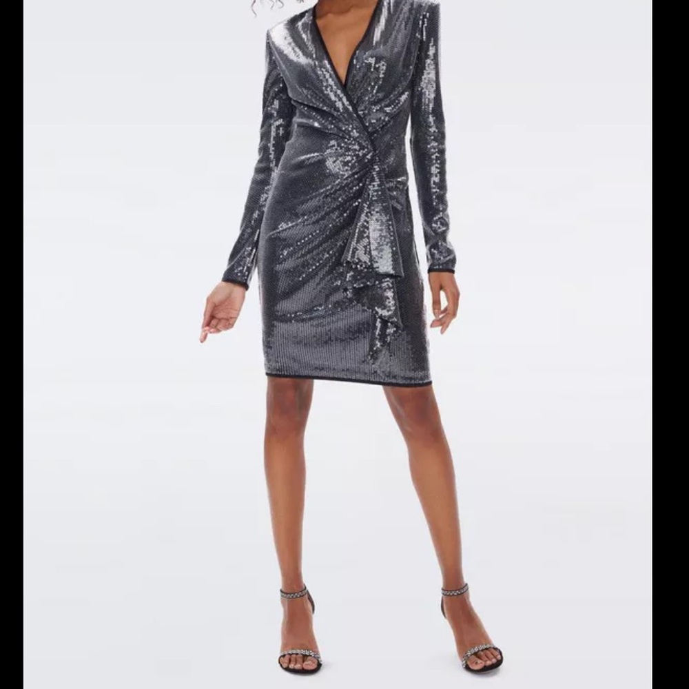 Diane von Furstenberg
Lexa Sequin Mesh Dress